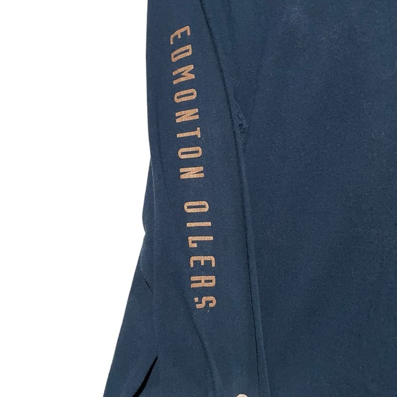 Oilers Hockey Pullover Crew Neck Navy Long Sleeve Mens T Shirt Size XL - Picture 3 of 7
